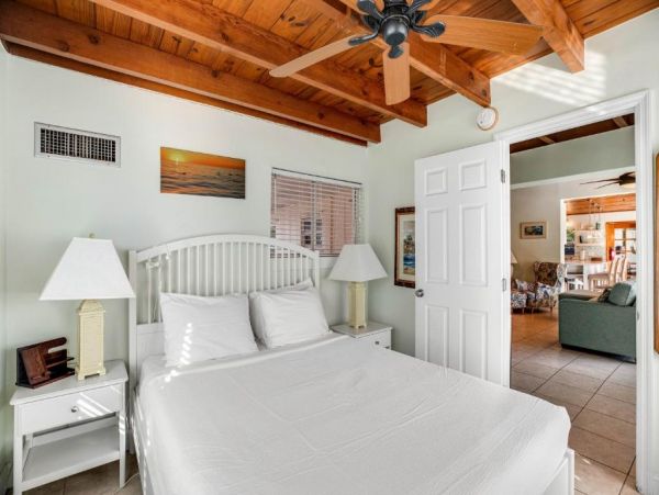 Key Colony Vacation Home Five Bedroom