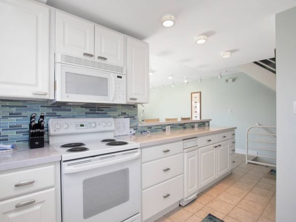 Marathon Vacation Townhome Three Bedrooms Walk To Beach