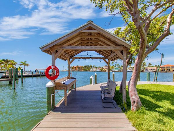 Marathon Vacation Townhome Three Bedrooms Walk To Beach