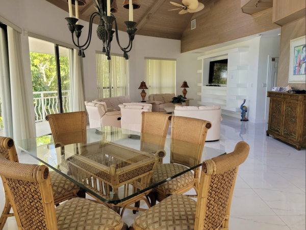 Marathon, Florida Luxury Vacation Rental - Waterfront 4-Bedroom Home with Pool, Spa & Dock