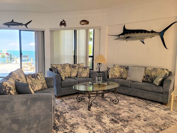 Marathon, Florida Luxury Vacation Rental - Waterfront 4-Bedroom Home with Pool, Spa & Dock