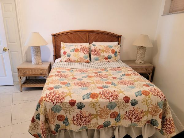 Marathon, Florida Luxury Vacation Rental - Waterfront 4-Bedroom Home with Pool, Spa & Dock