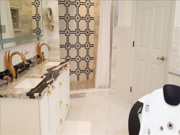 Marathon, Florida Luxury Vacation Rental - Waterfront 4-Bedroom Home with Pool, Spa & Dock