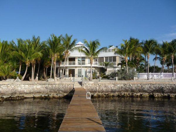 Marathon, Florida Luxury Vacation Rental - Waterfront 4-Bedroom Home with Pool, Spa & Dock