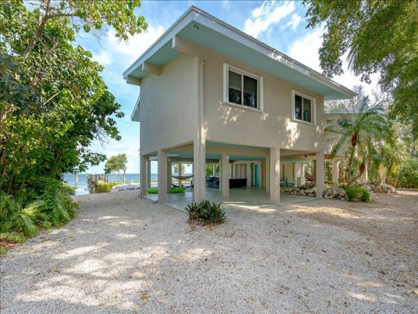 Marathon Beachfront Vacation Rental - Florida Keys Luxury Home