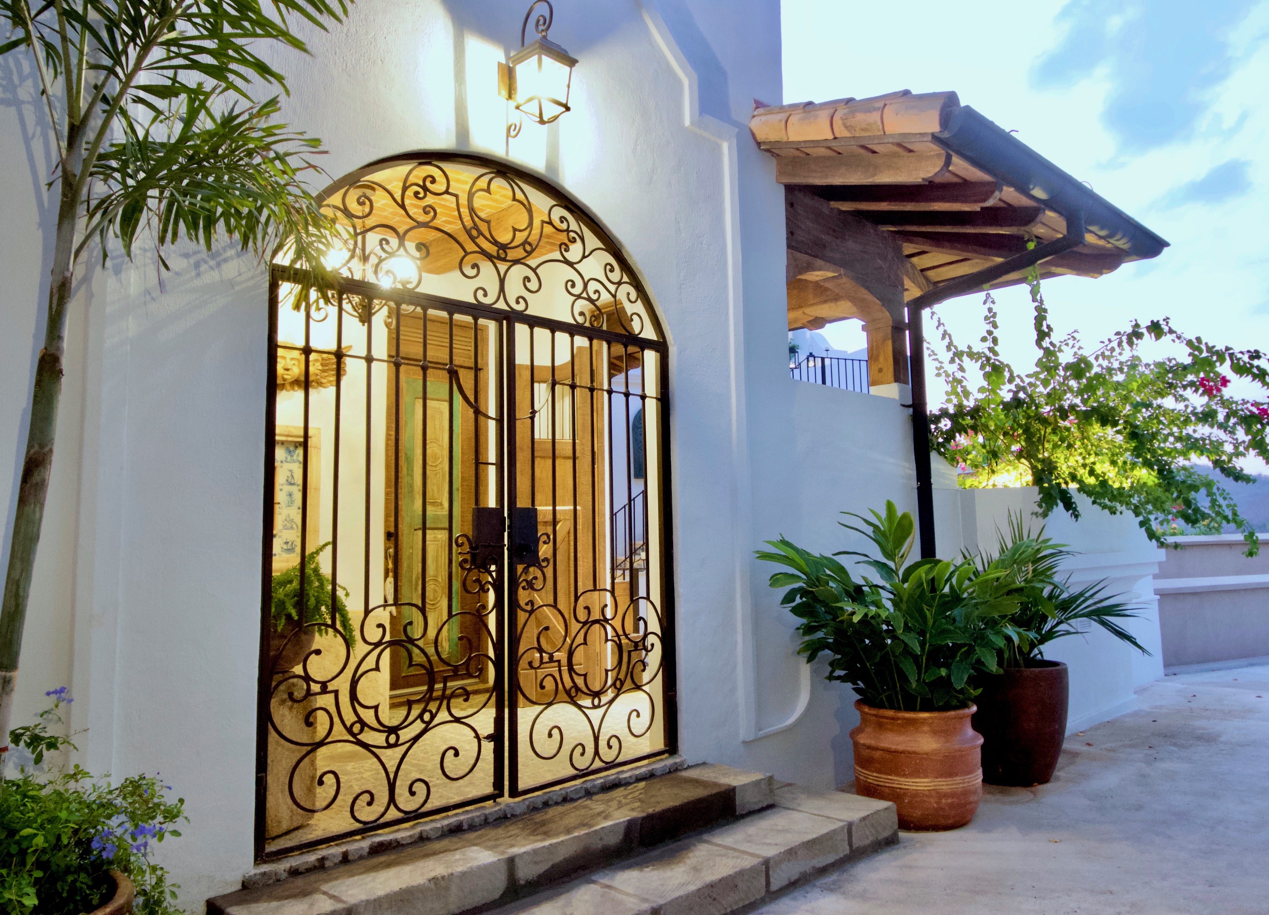 One Bedroom Luxury Las Catalinas Rental