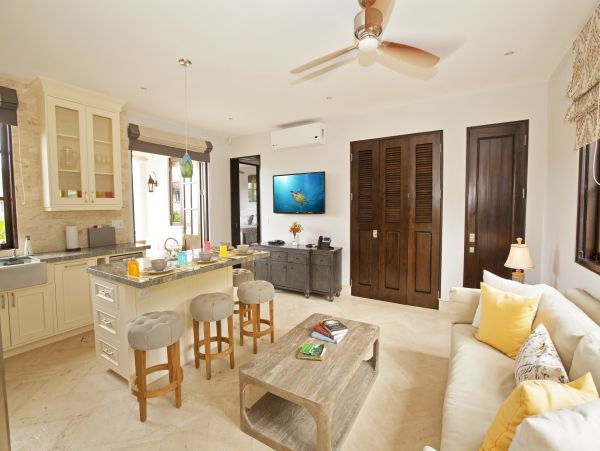 Las Catalinas Condo 963623