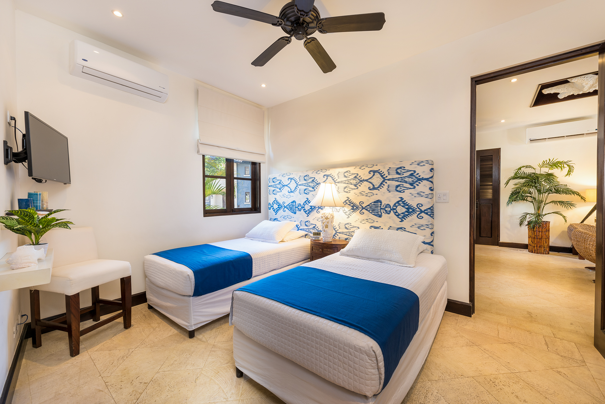 Las Catalinas Condo 963630
