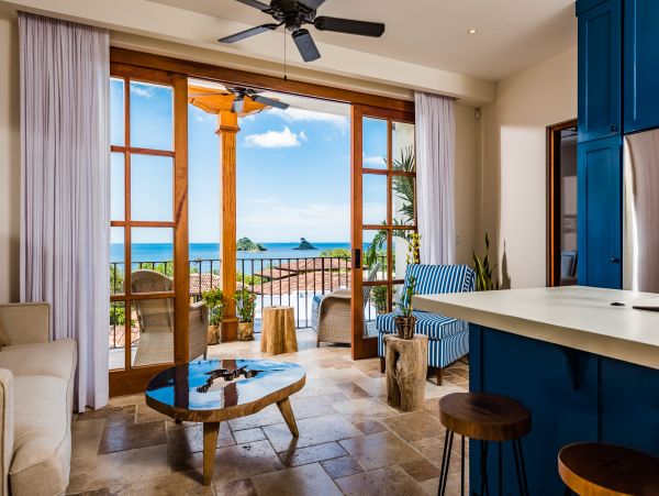 Las Catalinas Condo 963638