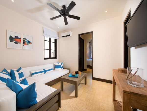 Las Catalinas Condo 963648