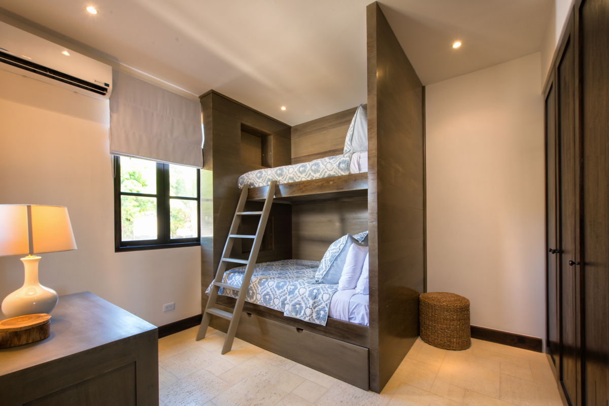 Las Catalinas Condo 963648