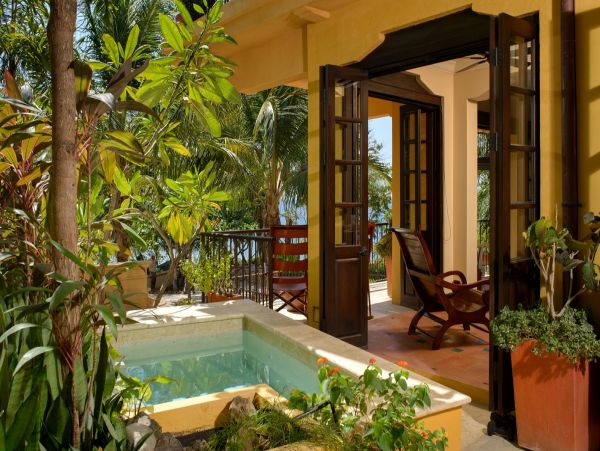 Beautiful & Cozy 3 Bedroom Pool Home in Costa Rica