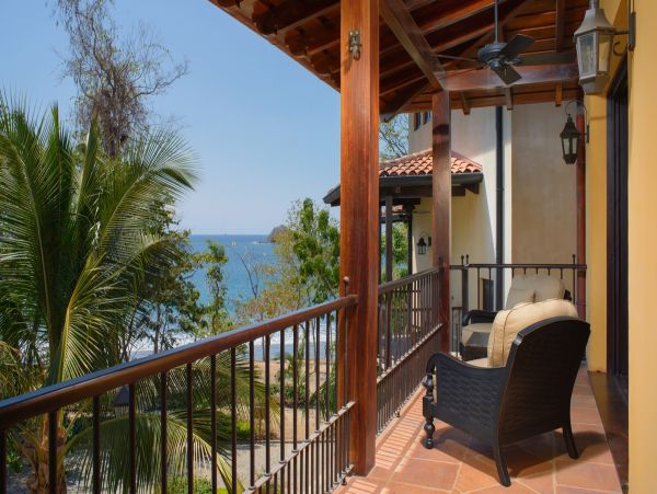 Beautiful & Cozy 3 Bedroom Pool Home in Costa Rica