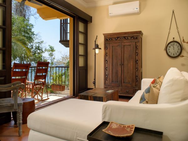 Beautiful & Cozy 3 Bedroom Pool Home in Costa Rica