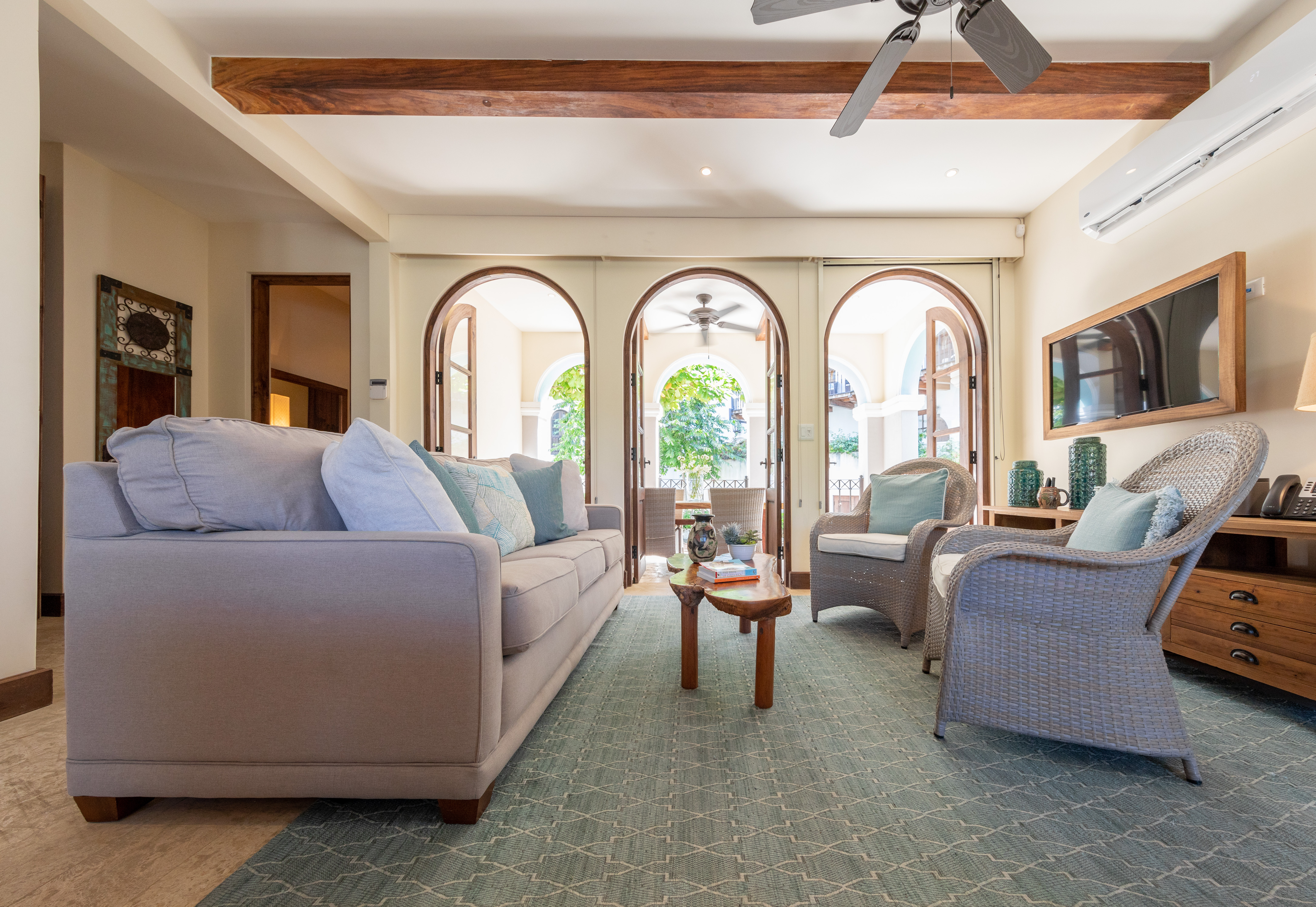 Las Catalinas Condo 963658