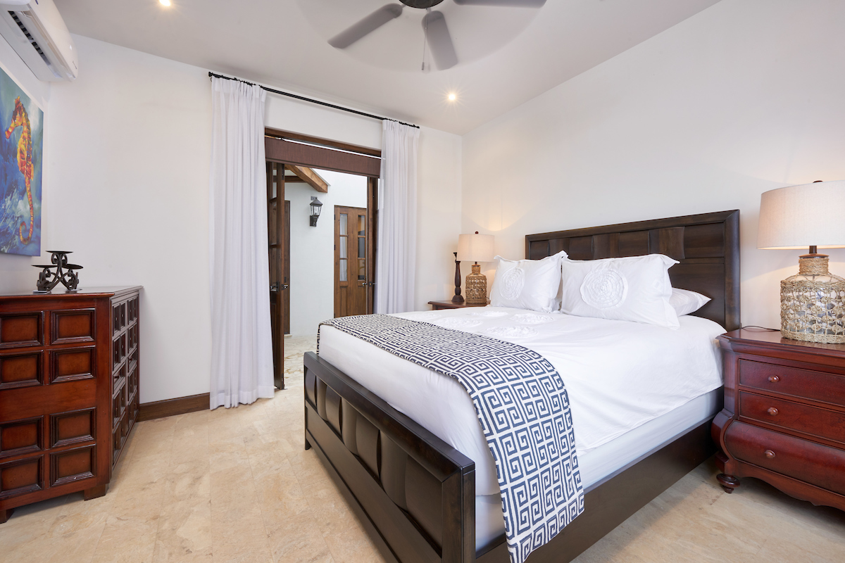 Las Catalinas Condo 963665