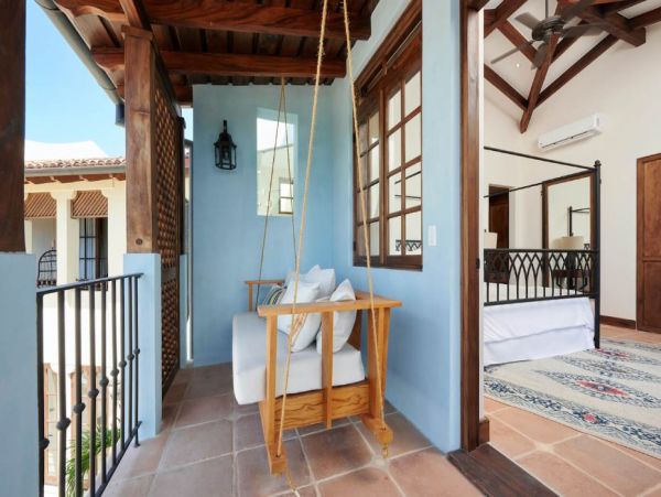 Five Bedroom Vacation Villa Walk to Playa Danta