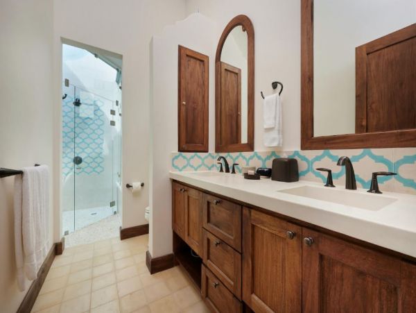 Five Bedroom Vacation Villa Walk to Playa Danta