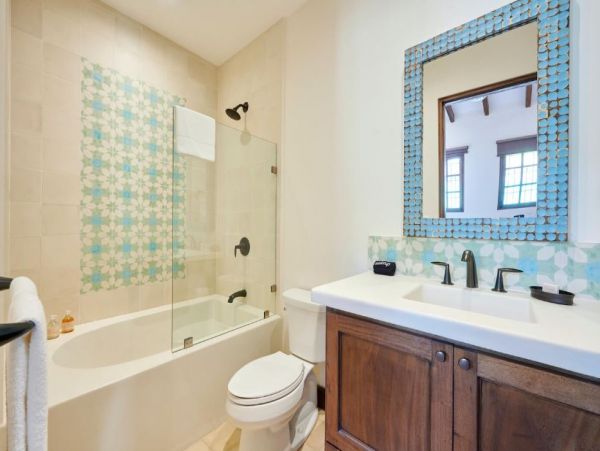 Five Bedroom Vacation Villa Walk to Playa Danta