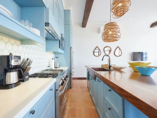 Five Bedroom Vacation Villa Walk to Playa Danta