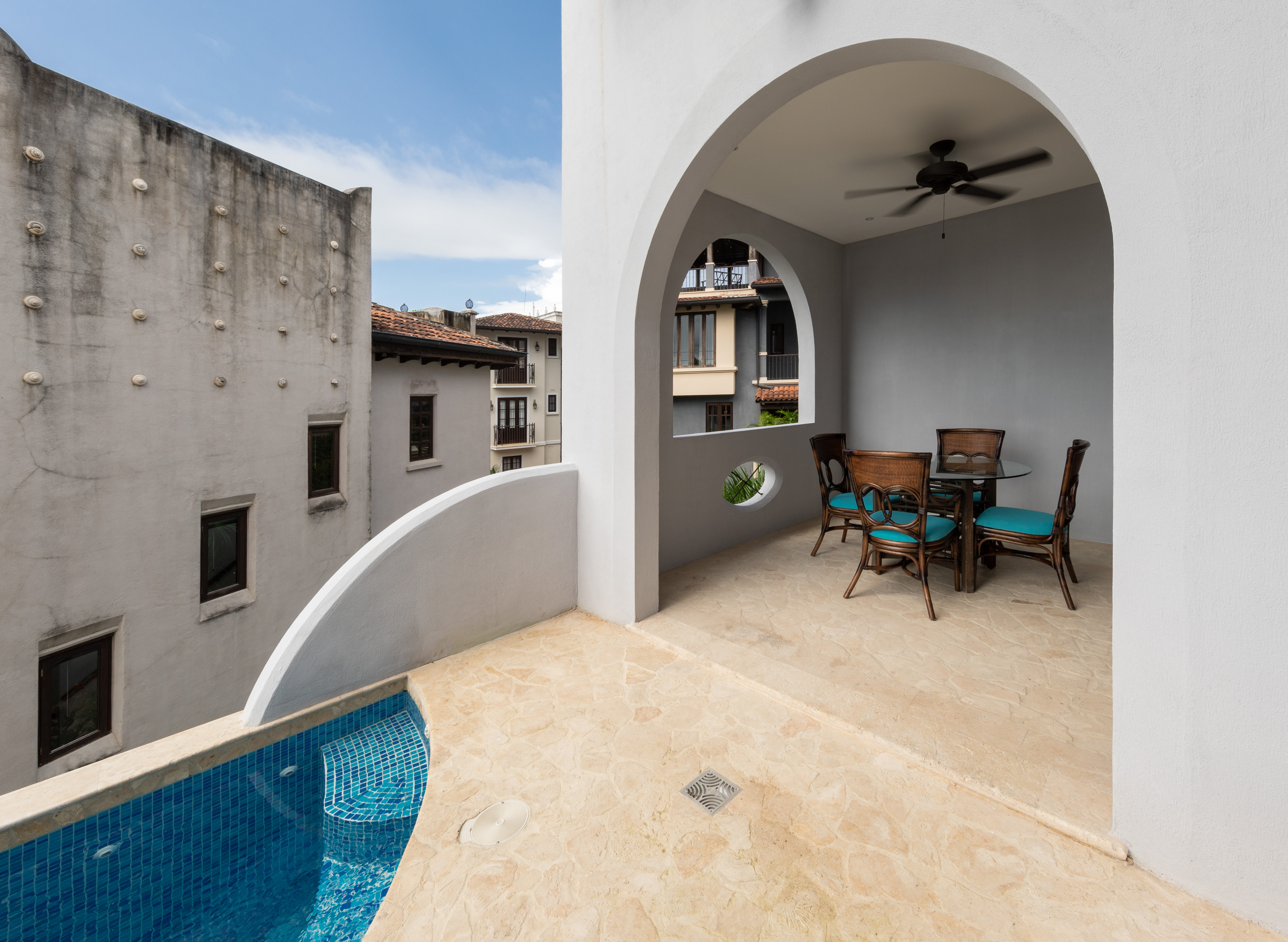 Las Catalinas Condo 963672