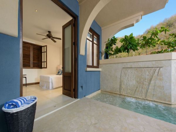 Luxury Vacation Home in Las Catalinas with Pool Sleeps 9