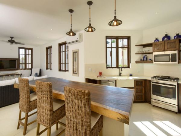 Luxury Vacation Home in Las Catalinas with Pool Sleeps 9
