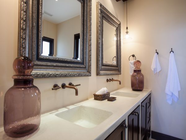 Lovely 3 Bedroom Vacation Home with Private Pool
