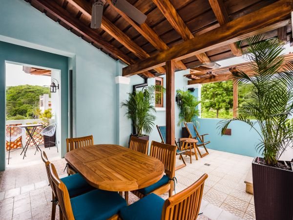 Stunning Vacation Villa With Spectacular Views 8 Guests