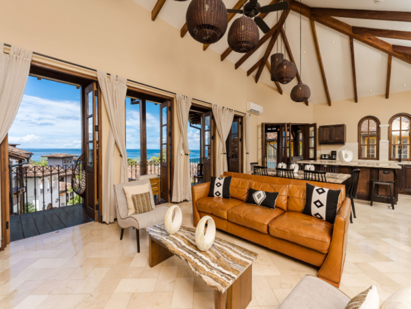 Las Catalinas Luxury Four Bedroom Vacation Villa Sleeps 12