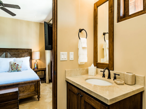 Las Catalinas Luxury Four Bedroom Vacation Villa Sleeps 12