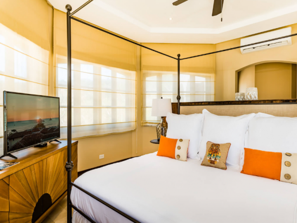 Las Catalinas Luxury Four Bedroom Vacation Villa Sleeps 12