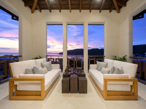 Views of Catalina Island Luxury Accommodation
