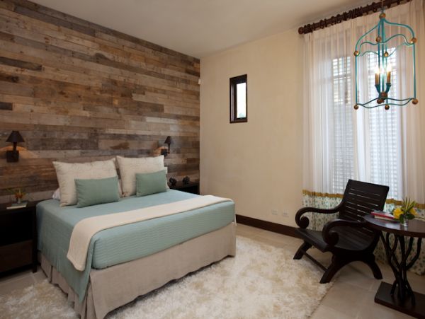 Walk to World Class Beach, Shopping & Dining Sleeps 11 Guests