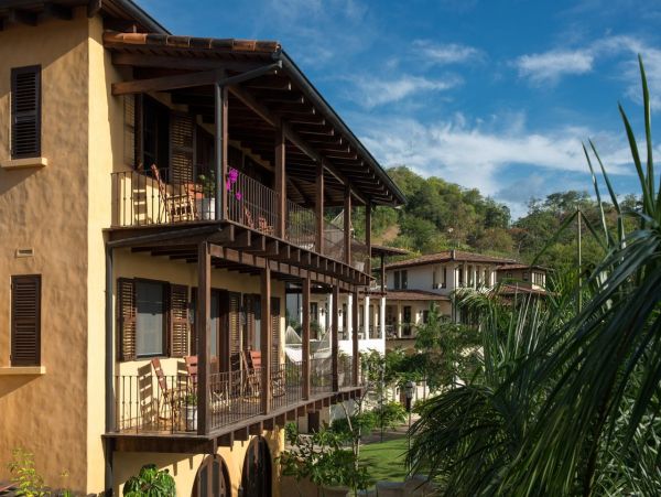 Stunning in Every Way Walk to Beach Villa Costa Rica