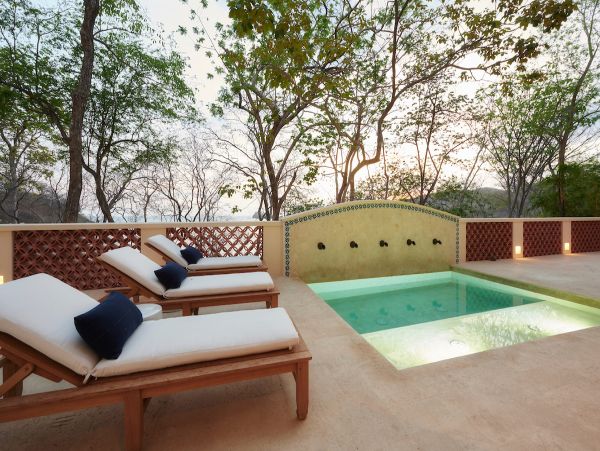 Gorgeous Seven Bedroom Vacation Villa Sleeps 18