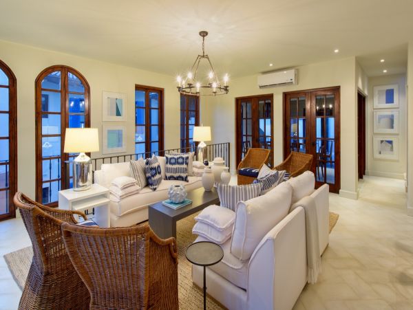 Luxury 7 Bedroom Home with Private Pool & Terraces