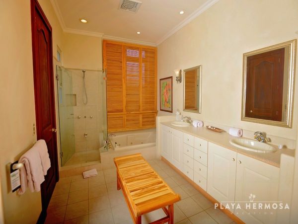 Jaco Condo 963736