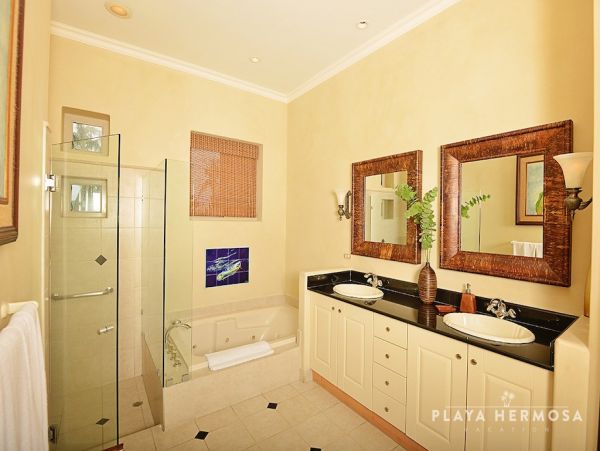 Jaco Condo 963737