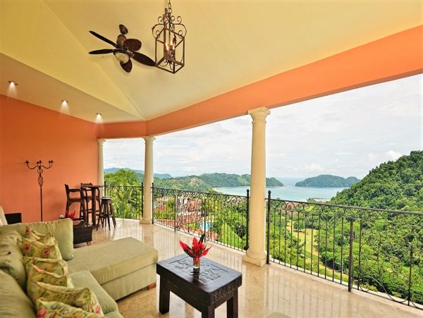 Bays and Ocean View Luxury 5 Bedroom Vacation Home in Jaco