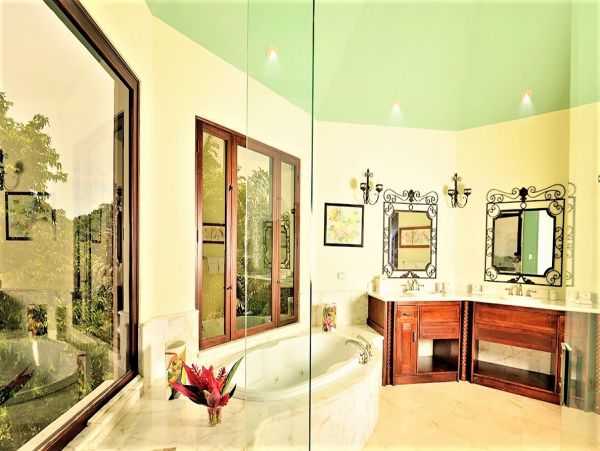 Bays and Ocean View Luxury 5 Bedroom Vacation Home in Jaco