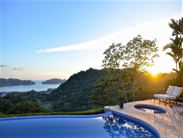 Bays and Ocean View Luxury 5 Bedroom Vacation Home in Jaco