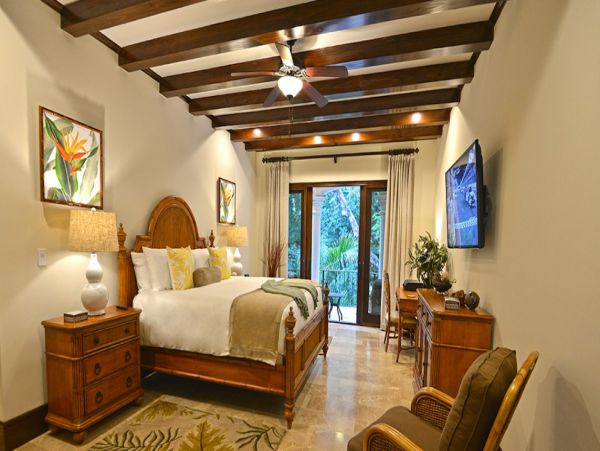 Jaco Five Bedroom Stunning Vacation Rental