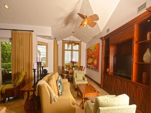 Four Bedroom Vacation Home with Amazing Views in Costa Rica