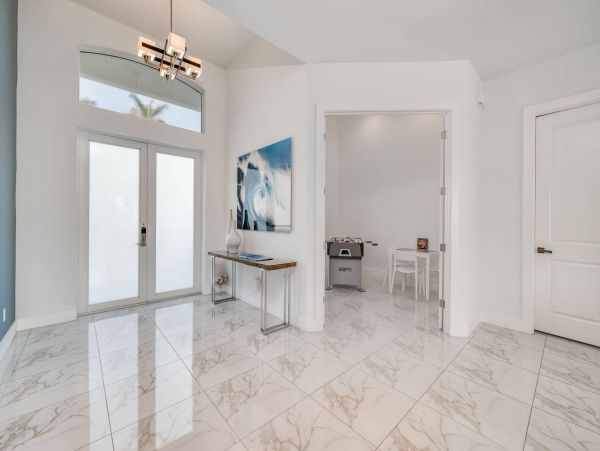 Gorgeous Marco Island Home with Private Pool & Hot Tub