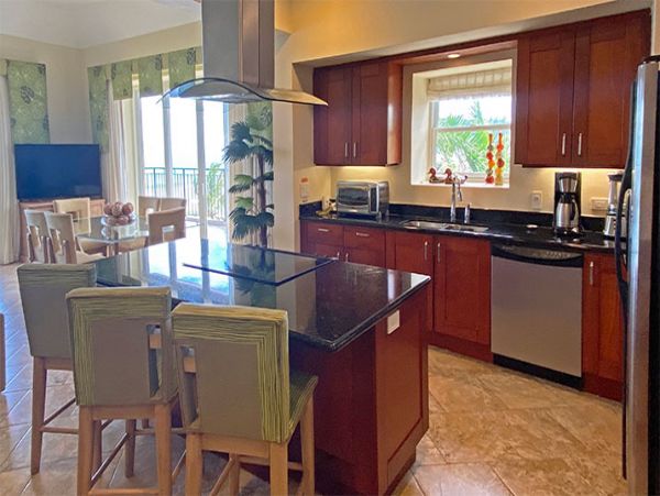 Oceanfront Luxury Views Pool Amenities