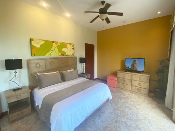 Oceanfront Luxury Views Pool Amenities