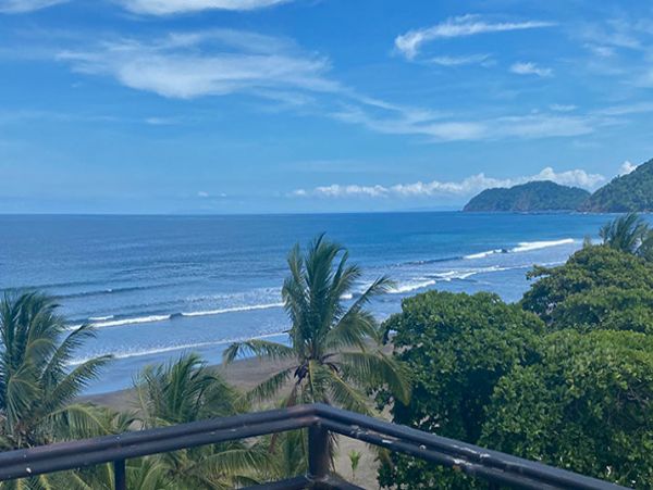 Oceanfront Luxury Views Pool Amenities