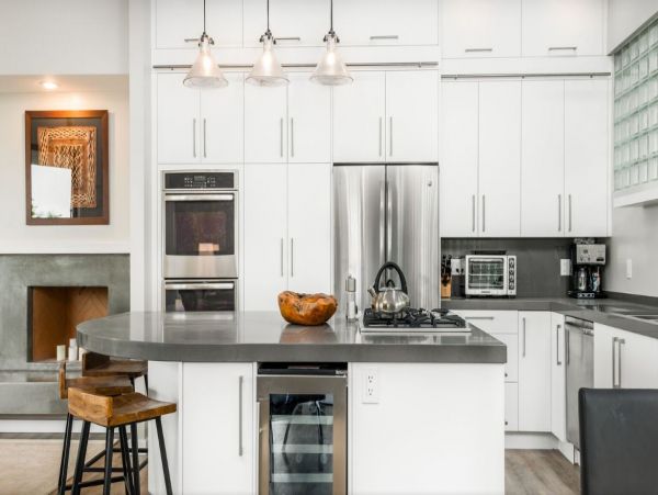 Beautiful Vacation Rental Home with Beach Access Sleeps 8