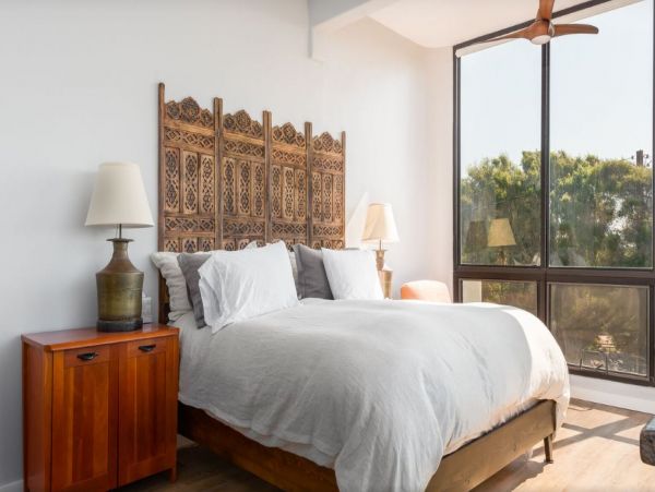 Beautiful Vacation Rental Home with Beach Access Sleeps 8